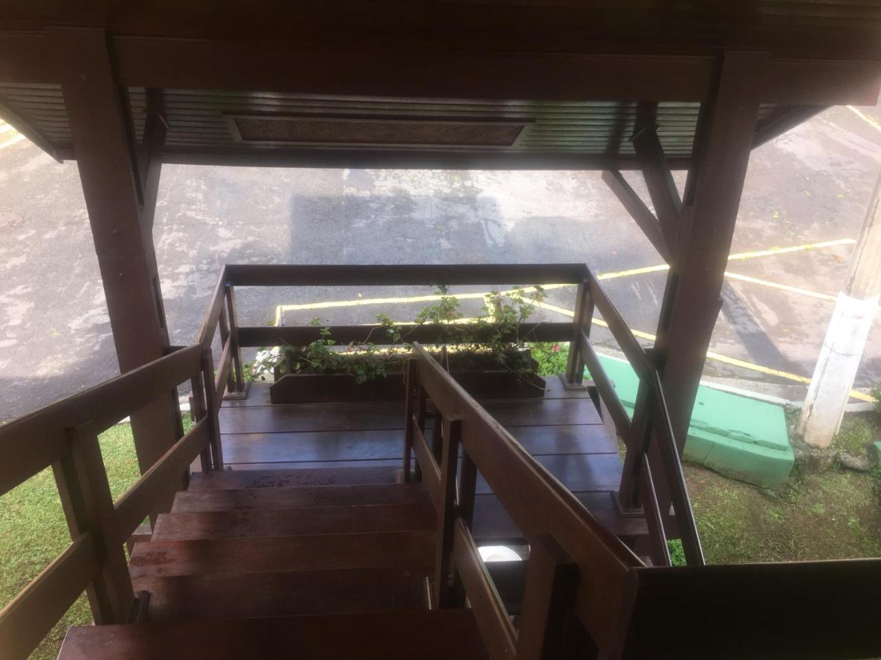 Aqui A Vida E Bella Apartment Campos do Jordão Exterior foto